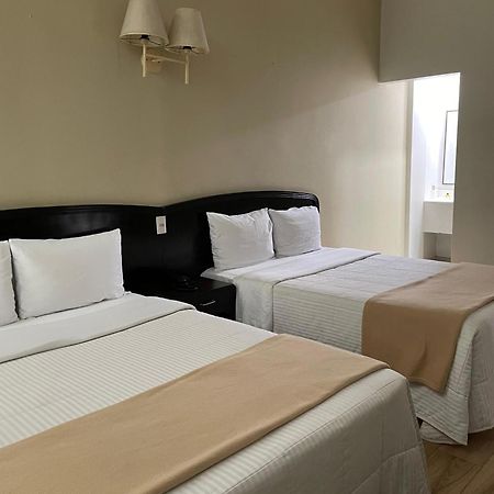 Hotel Plaza Del Arco Express มอนแตร์เรย์ ภายนอก รูปภาพ