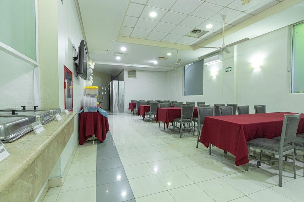 Hotel Plaza Del Arco Express มอนแตร์เรย์ ภายนอก รูปภาพ