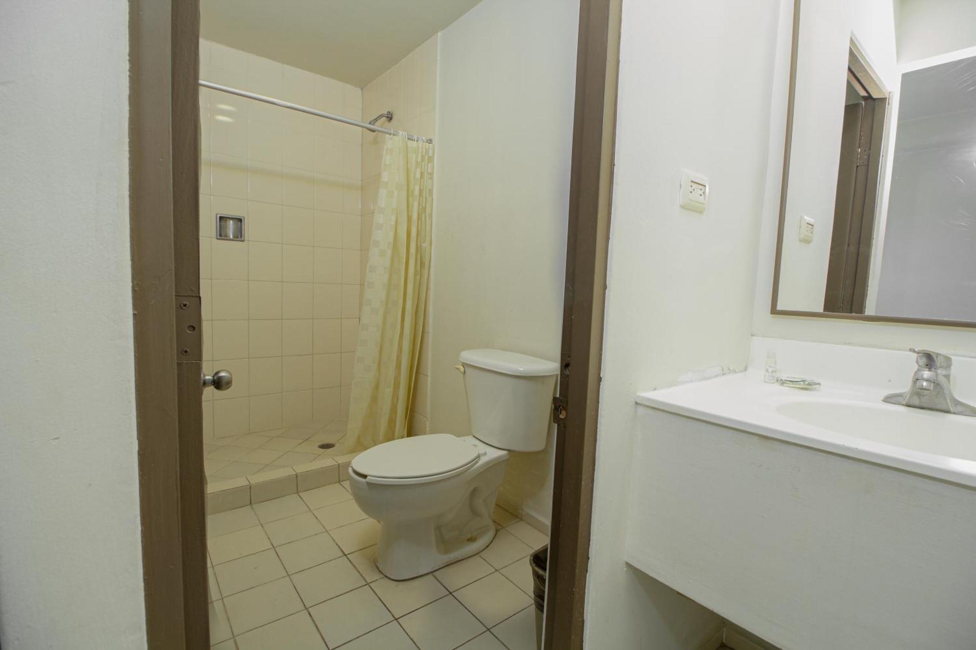 Hotel Plaza Del Arco Express มอนแตร์เรย์ ภายนอก รูปภาพ