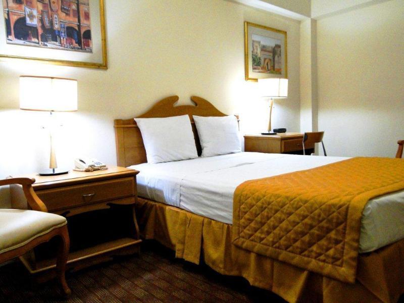 Hotel Plaza Del Arco Express มอนแตร์เรย์ ภายนอก รูปภาพ